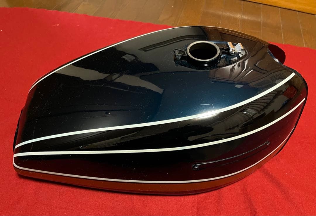 カワサキZ1Z2希少オリジナル塗装内プレス青玉虫外装セット - メルカリ