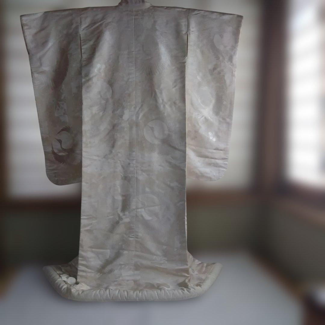 白打掛です 白レース打掛・白無垢｜ラヴィファクトリー