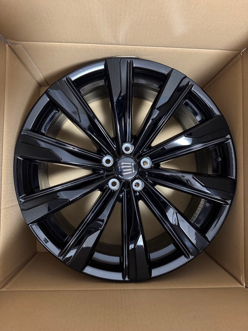 【★トヨタ クラウン スポーツ★純正 21インチ】 新車外し☆トヨタ クラウン スポーツ 純正 ホイール 21インチ 21×8.5J