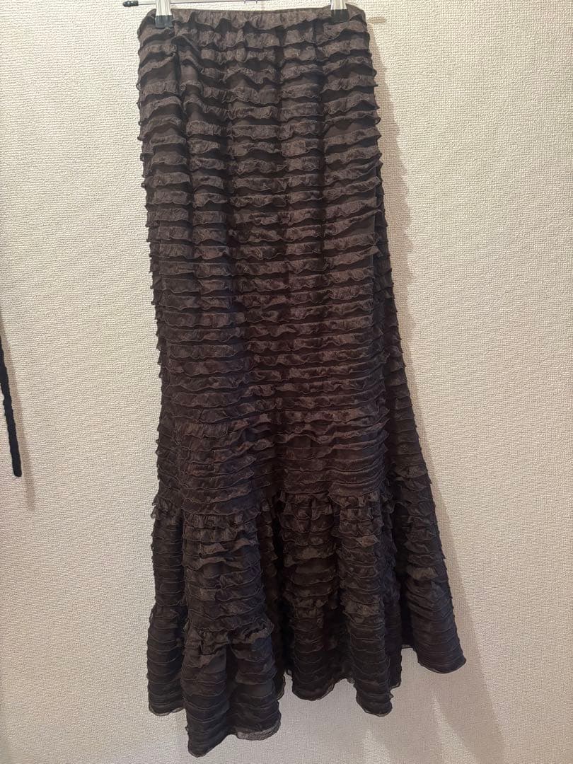 COCO DEAL オフショルニットxフリルティアードスカ ート スカートのみ