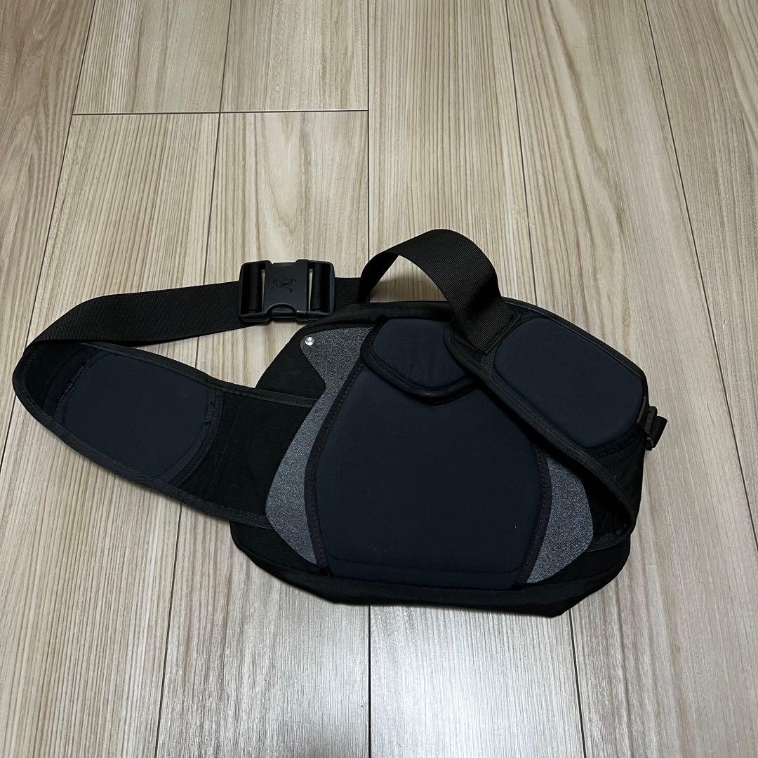廃盤品】ARC'TERYX アークテリクス ブラック ランバーパック Q5 - メルカリ