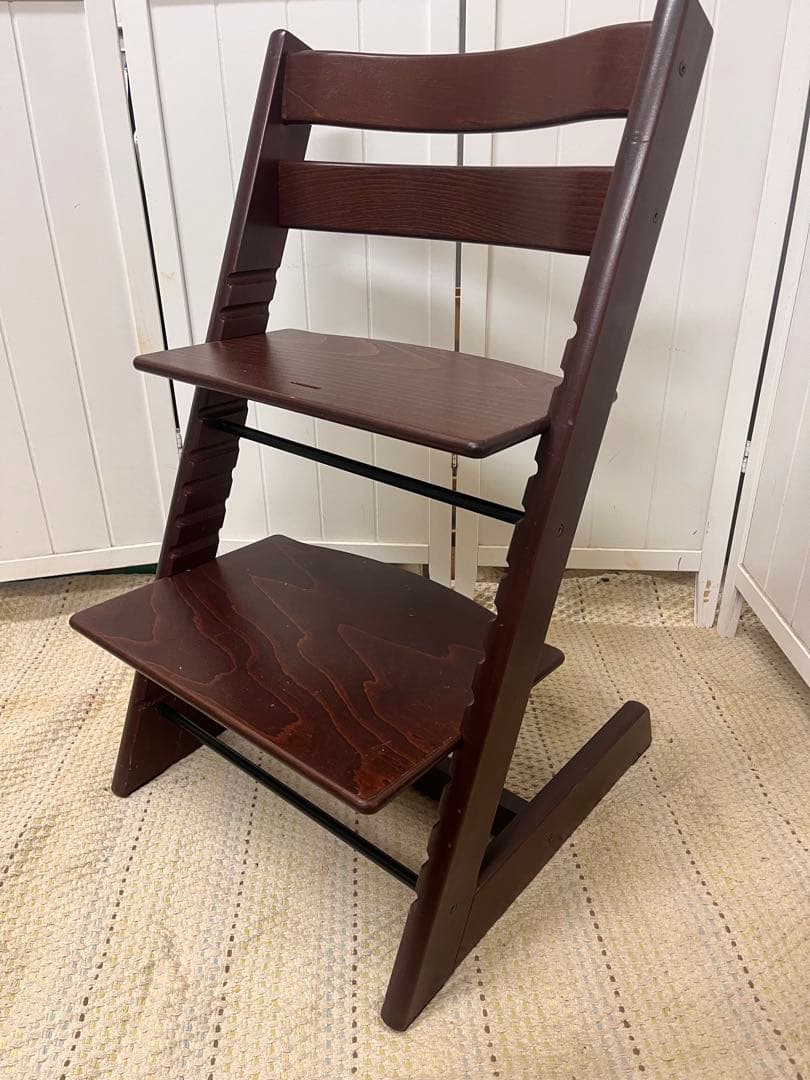 【送料込み】ストッケ トリップトラップ ブラウン シリアルナンバー5 ストッケ トリップトラップ ブラウン 茶色 シリアル5 - メルカリ