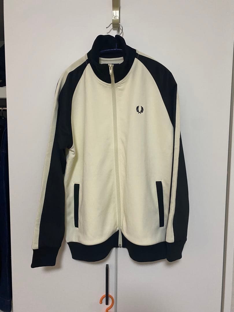アFred Perry beams 別注　トラックジャケット 予約開始！別注 トラックジャケット【FRED PERRY × BEAMS 】｜ビームス