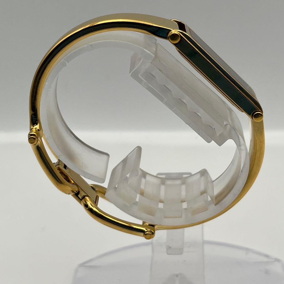 稼働 GUCCI グッチ 1500L 時計 クオーツ バングルウォッチ ゴールド