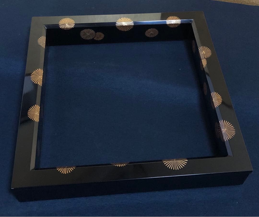 ❗️割引《R》茶道具 黒真塗 唐松蒔絵 炉縁 漆匠 春象造 共箱 260105か4