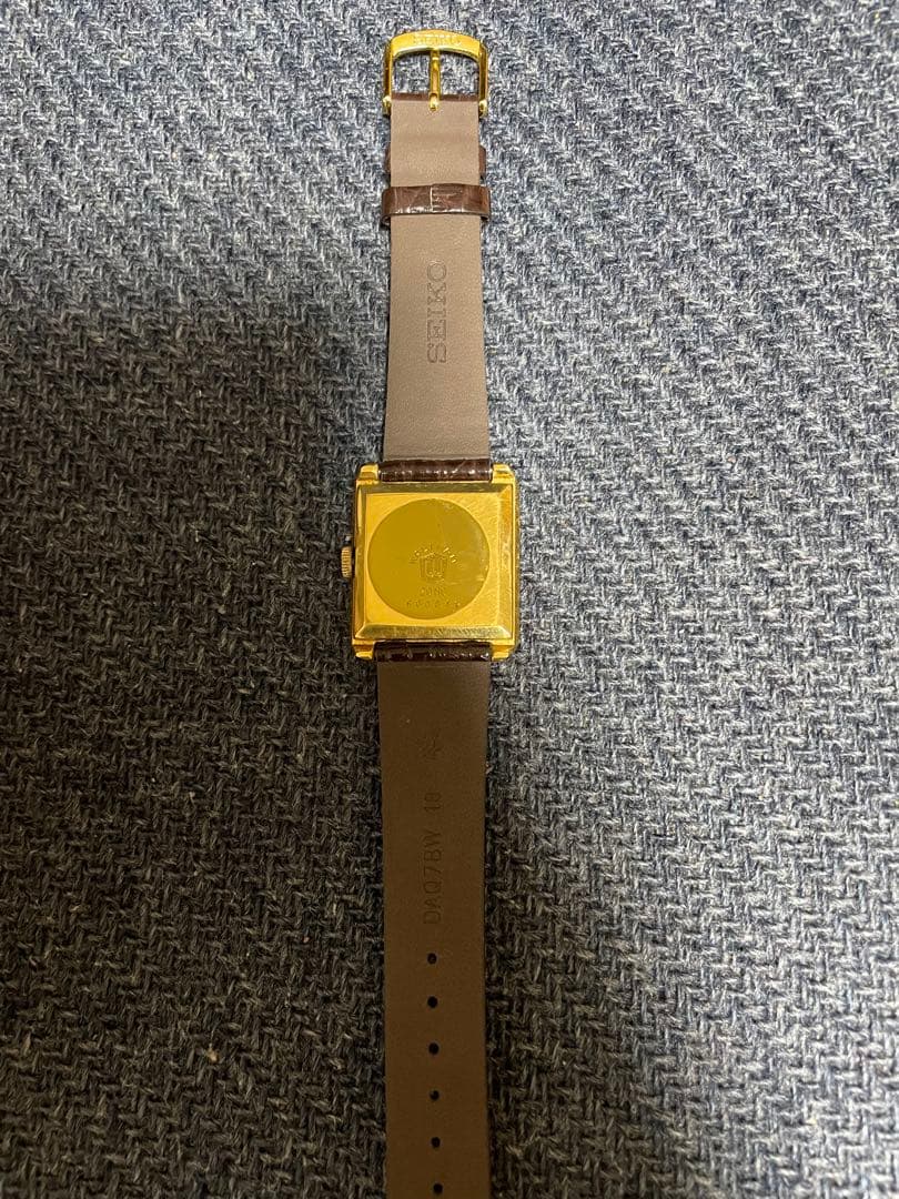 d*4様 WALTHAM Mansion ゴールド レザー時計