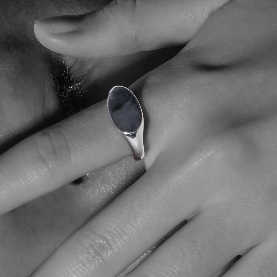 新品 W double oval pinkie ring 16号 ovy - メルカリ