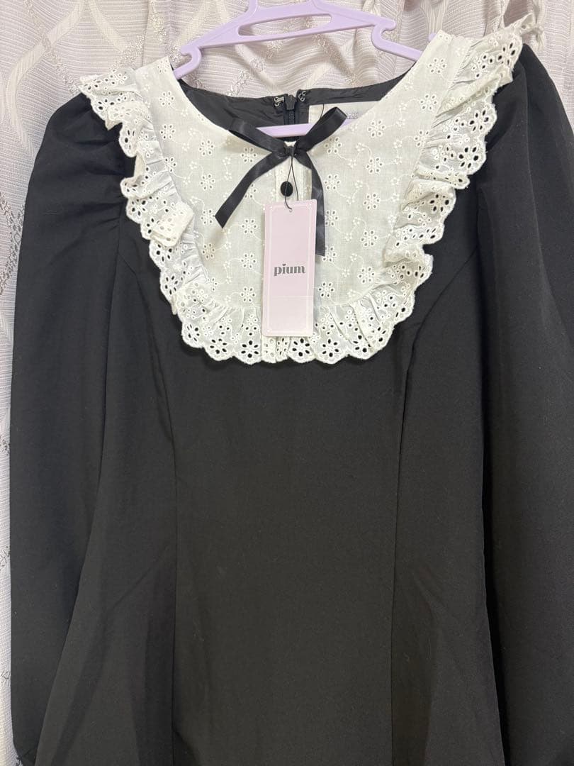 Pium コットンレース長袖カフェワンピース ブラック - メルカリ