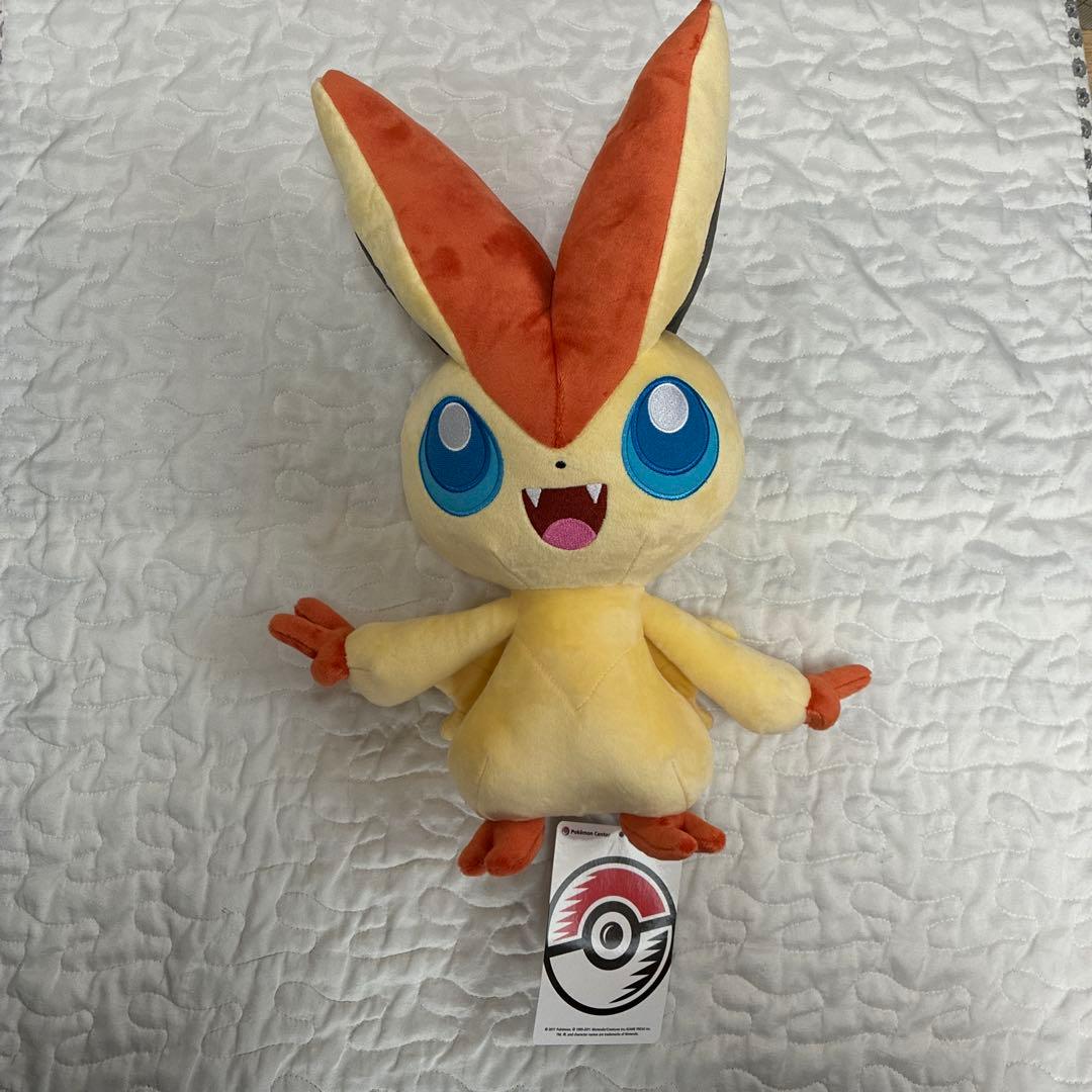 新品 ビクティニ 等身大ぬいぐるみ ポケモンセンタートウホク - メルカリ