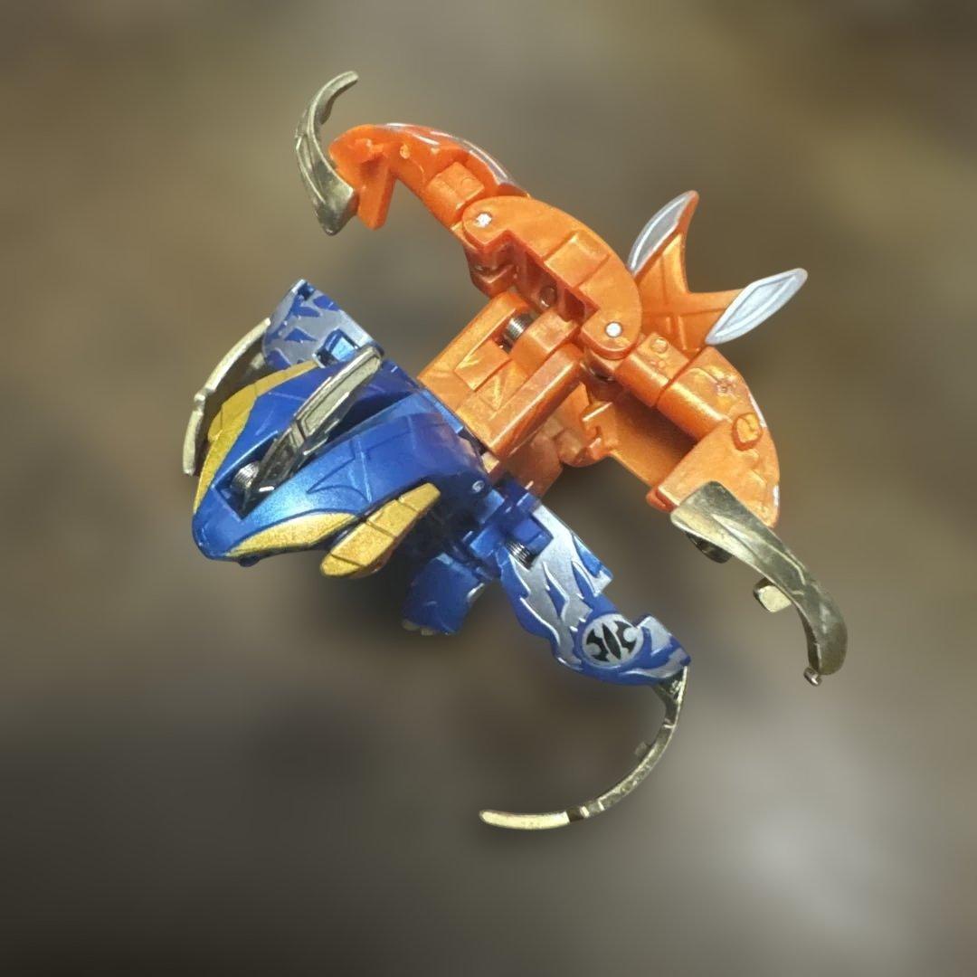 ヨ*イ様 爆丸 轟ガリュウ