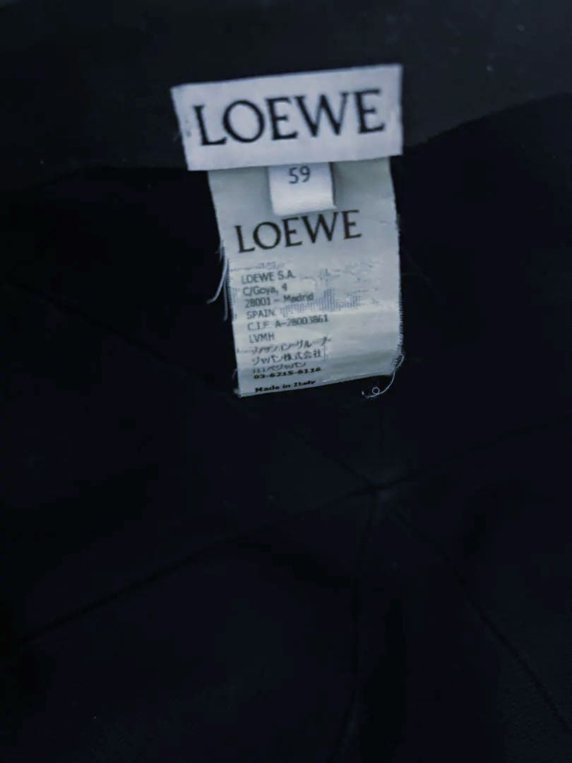LOEWE ブラック キャンパス パッチキャップ ロゴ刺繍 2025SS