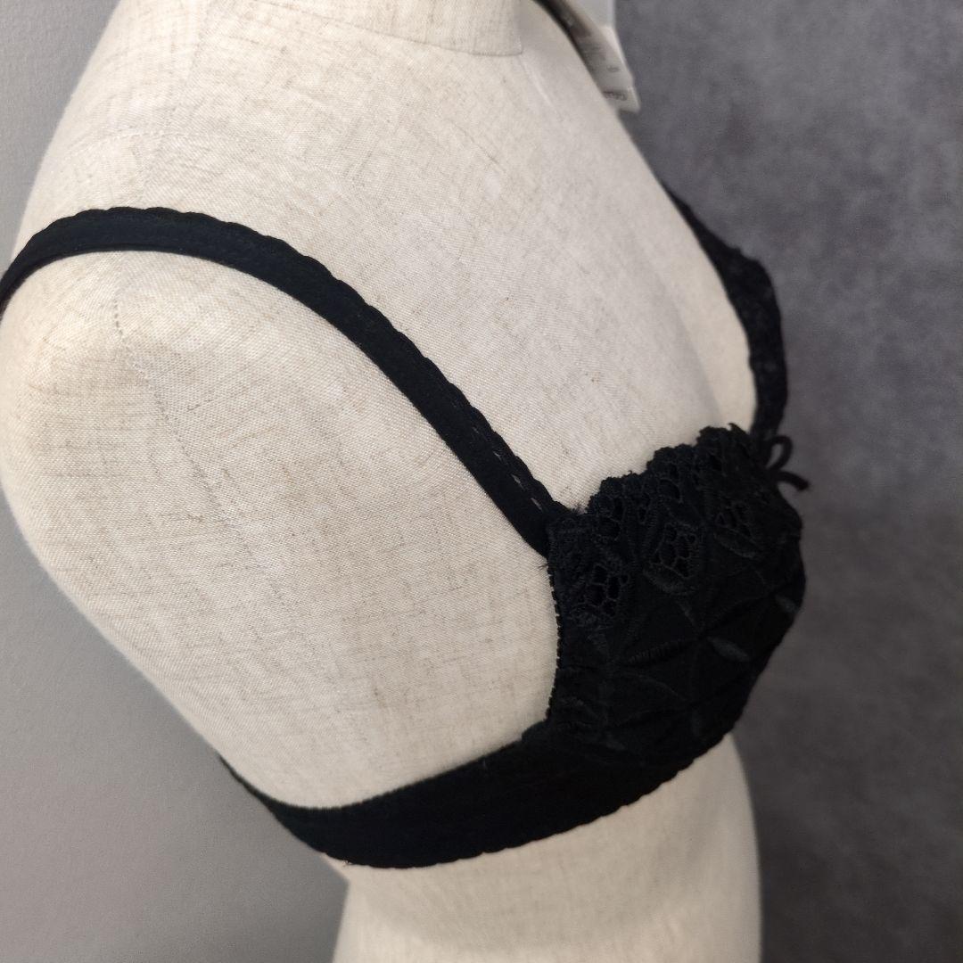 未使用タグつき FR85C ブラ単品 オーバドゥ バイア 黒 コットン