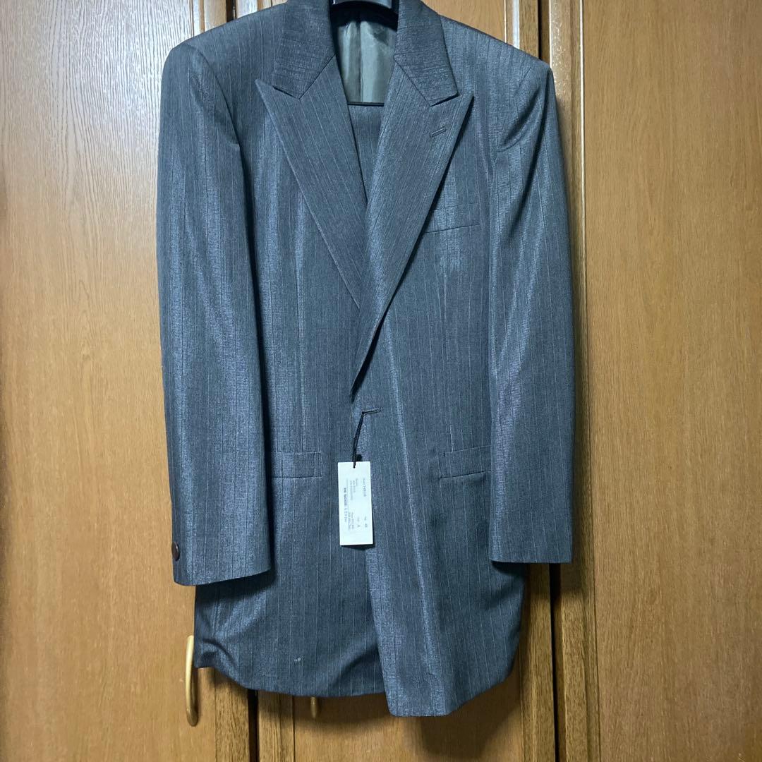【最終値下げ】Riki Takeuchi スーツ　サイズ48 RIKI TAKEUCHI 竹内力 セットアップスーツ グレー サイズ 48｜Yahoo
