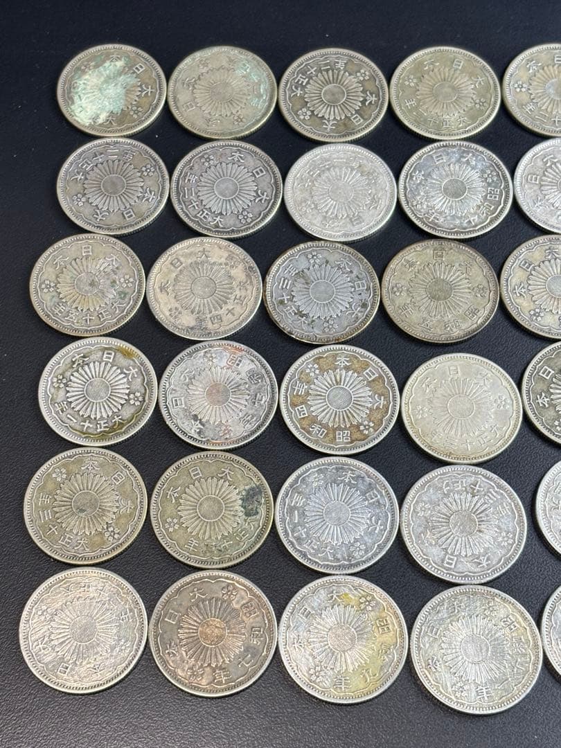 小型50銭銀貨 / 鳳凰50銭銀貨 / 小丸 48枚セット SV720 - メルカリ