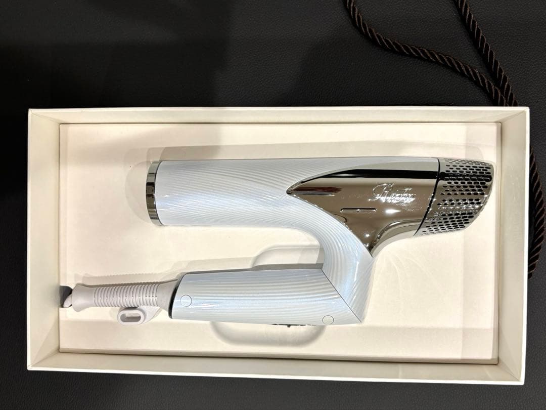 《本日限り値下げ》ReFa ヘアドライヤー ホワイト