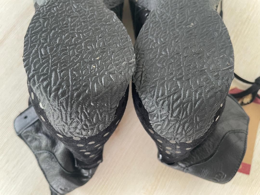 ドット☆オニツカタイガー☆23.5cm☆ハイカットスニーカー☆新品タグ付き