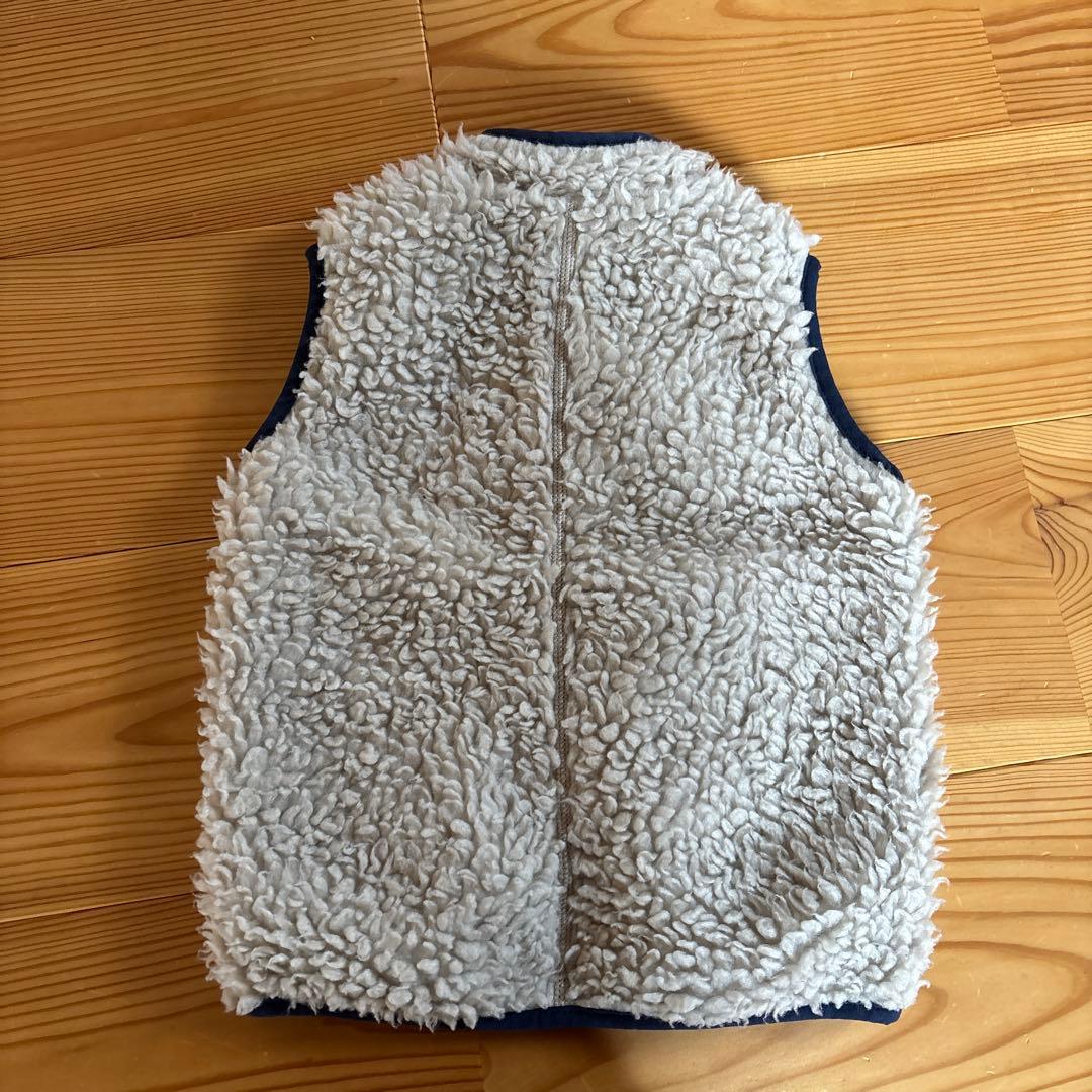 Patagonia フリースベスト アイボリー/ネイビー - メルカリ