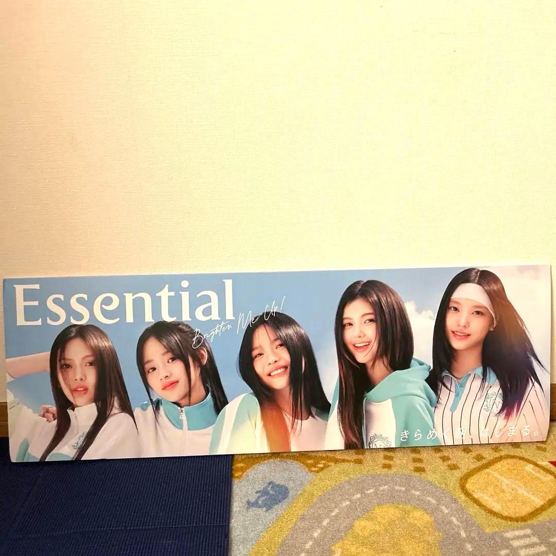 ニュージーンズ エッセンシャル POP 非売品 看板 - メルカリ