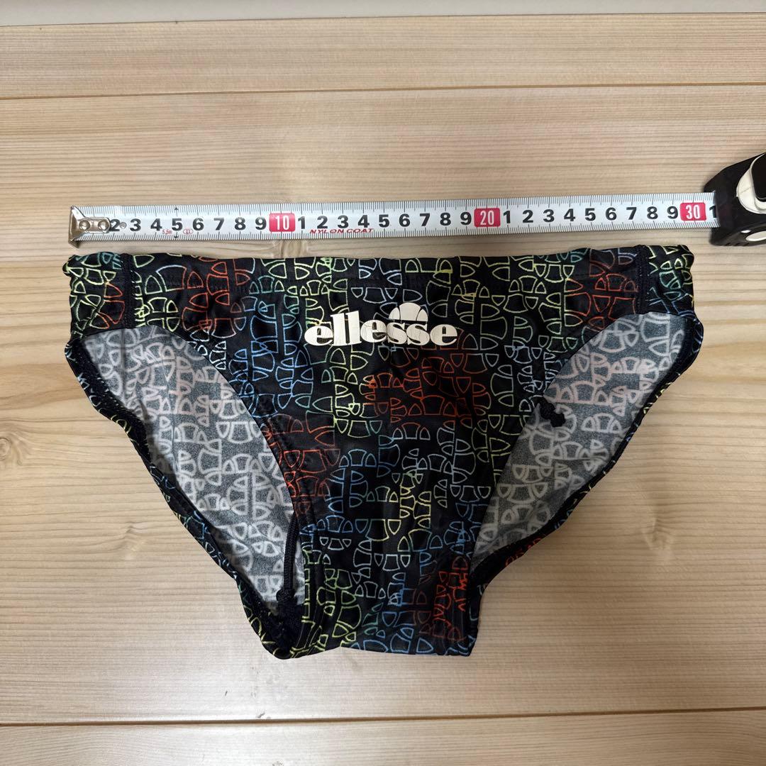 新品タグ付き エレッセ メンズ競泳水着 Vパン ブーメラン