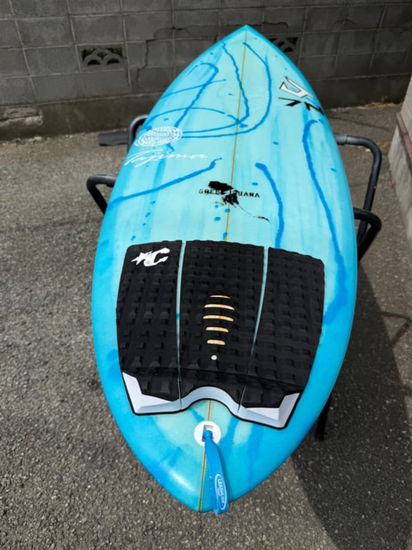 ジャスティスサーフボード グリーンイグアナモデル - メルカリ