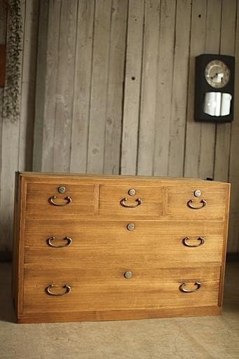 古く味のある木製の引き出し5杯　チェスト 古く味のある木製の引き出し5杯 チェスト 【公式通販】