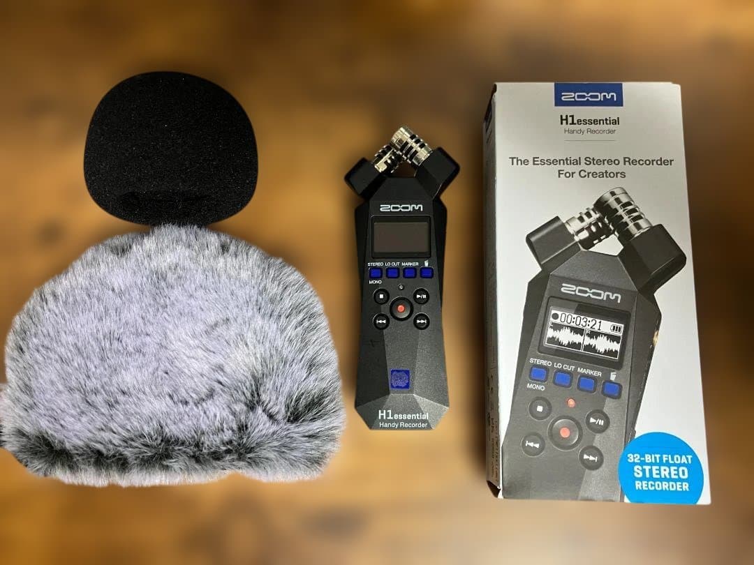 ZOOM H1essential ＋ [おまけ]非純正ウインドジャマー2点 Amazon.co.jp: Zoom H1essentialハンディレコーダーバンドル。プロ仕様