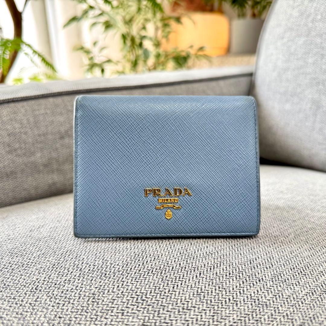 PRADA プラダ サフィアーノメタル 二つ折り財布 - メルカリ