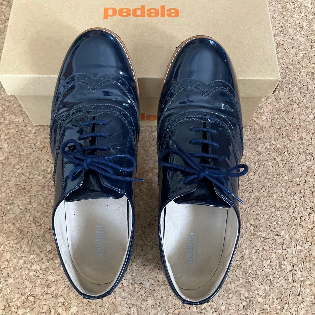 23.5cm アシックス ペダラ WC046B 2E 1212A046