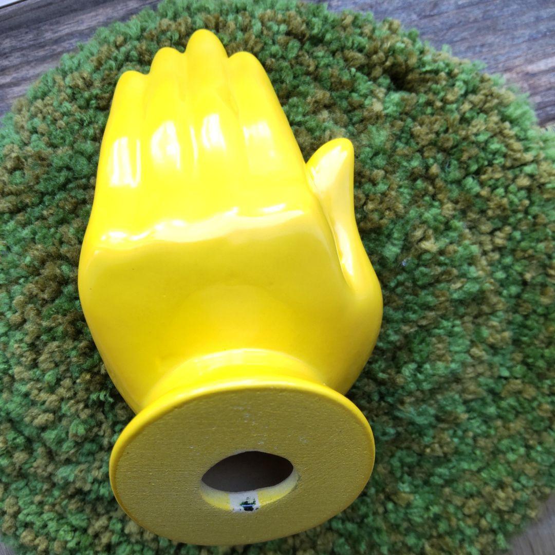 芸術は爆発だ／岡本太郎の手の椅子ミニチュアver＼8982／ - メルカリ