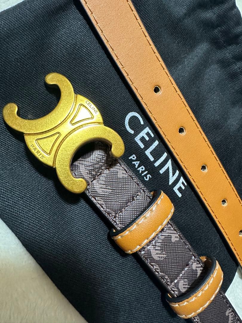 CELINE レザー ベルト ゴールドバックル - メルカリ
