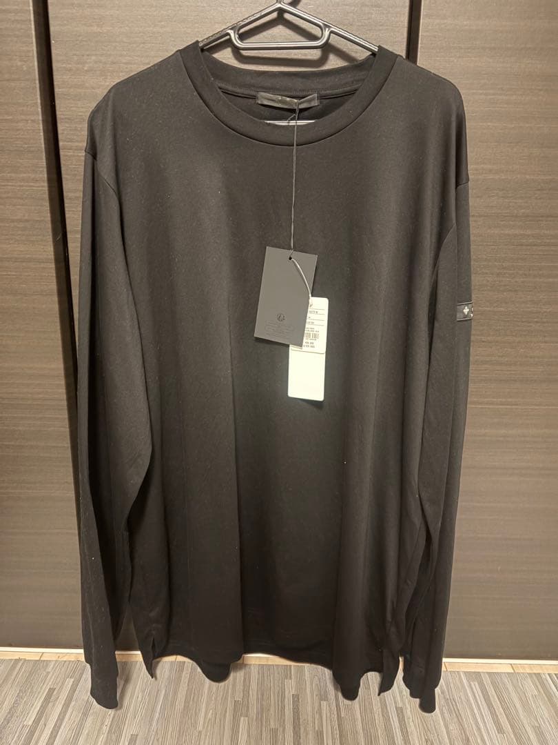 25年モデル 【TATRAS】タトラス OSMO オスモ ロンT 黒XL 訳あり TATRAS タトラス OSMO オスモ 袖ロゴ ロンT 長袖Tシャツ メンズ