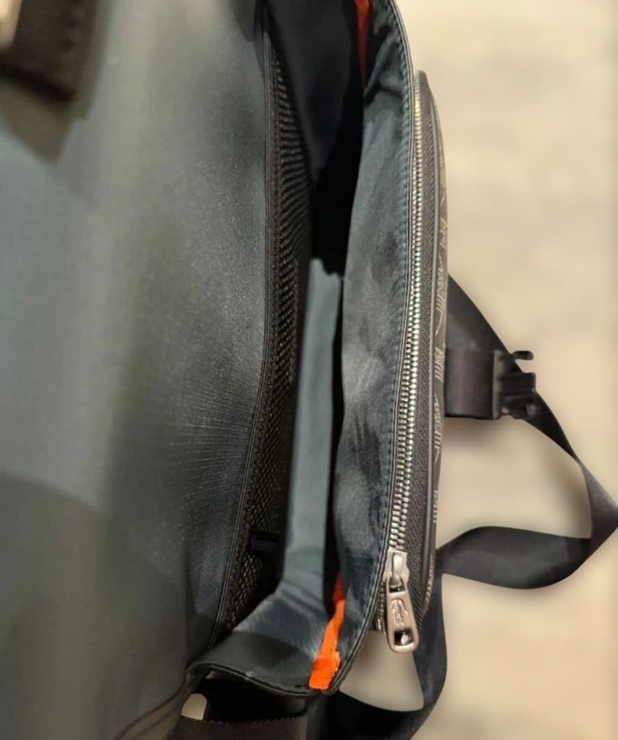 【超美品】新品　LACOSTE ショルダーバッグ《保存袋付き》