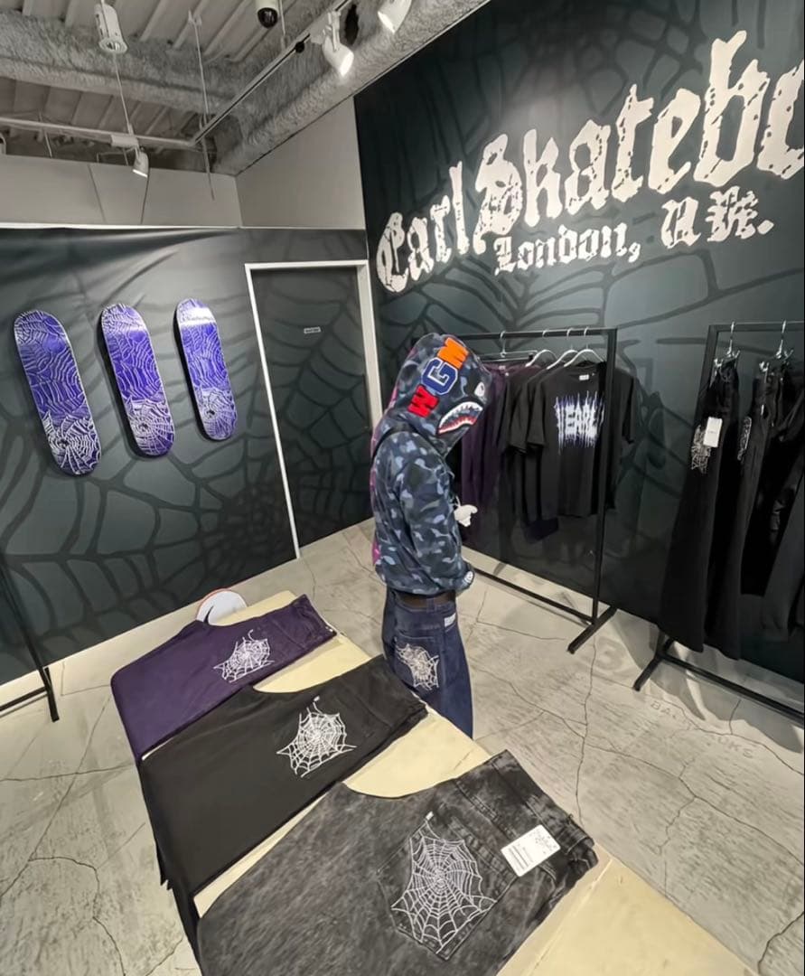 earl skateboards デニム ブラック - メルカリ