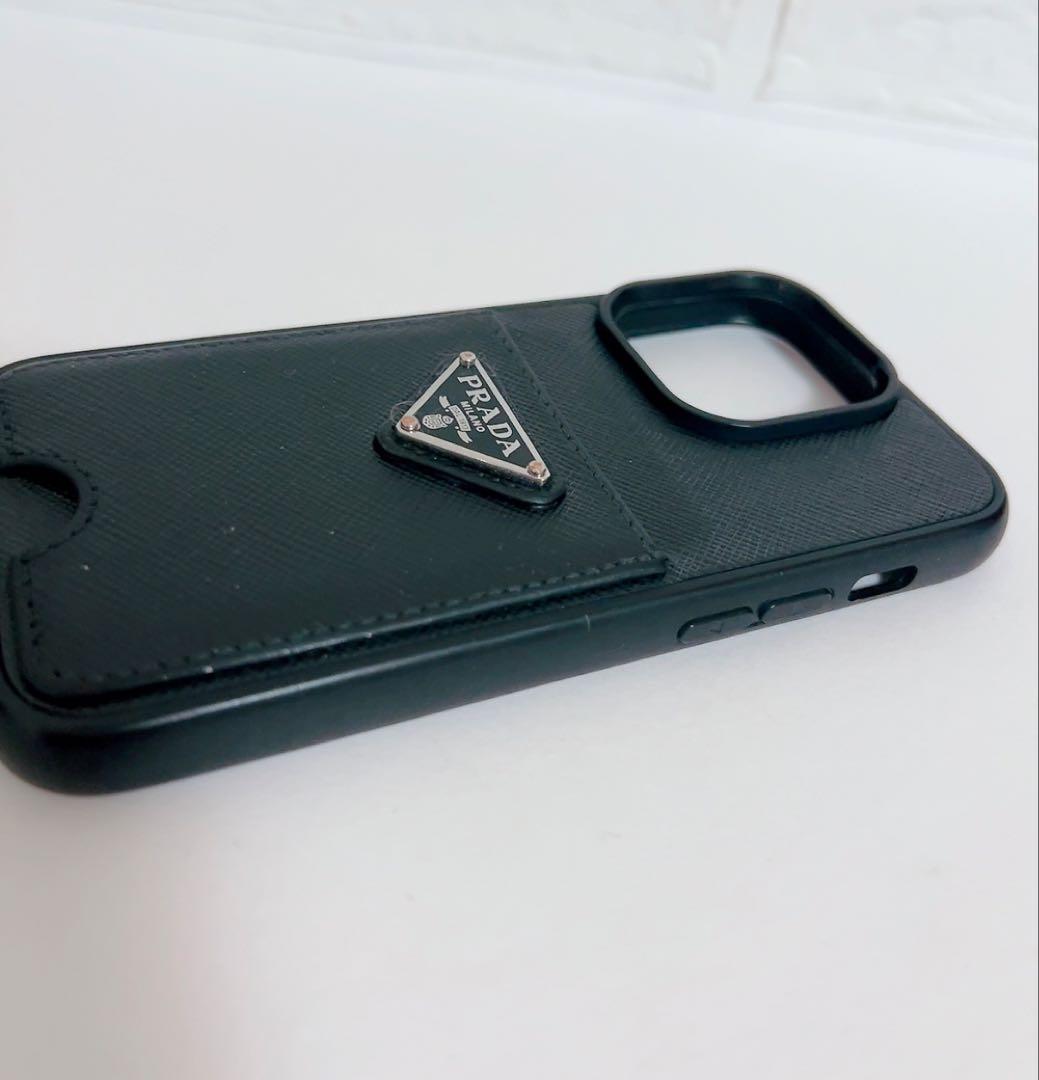 プラダ PRADA iPhoneケース iPhone15Pro 三角ロゴ 黒 - メルカリ