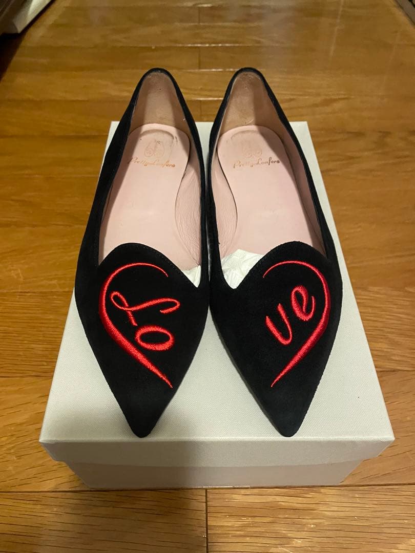 美品　Pretty Ballerinas ブラックオペラシューズ ELLA suede tassels（エラ スエード タッセル）ポインテッドトゥ