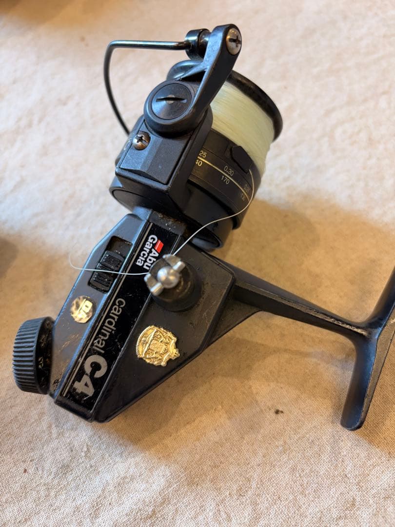 Abu Garcia cardinal C4 スピニングリール　ジャンク Abu Garcia Cardinal C4 スピニングリール - メルカリ
