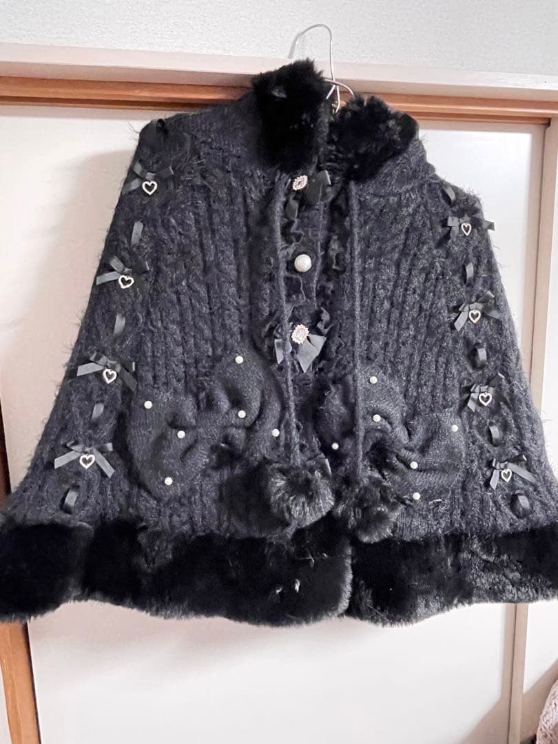 LIZLISA リズリサ ダブルリボンニットファーポンチョ ブラック 黒