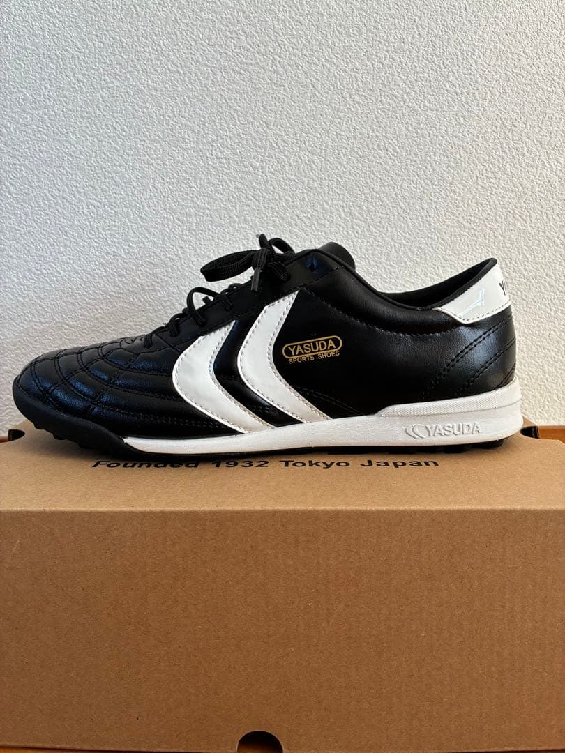 YASUDA サッカーシューズ　27.0cm