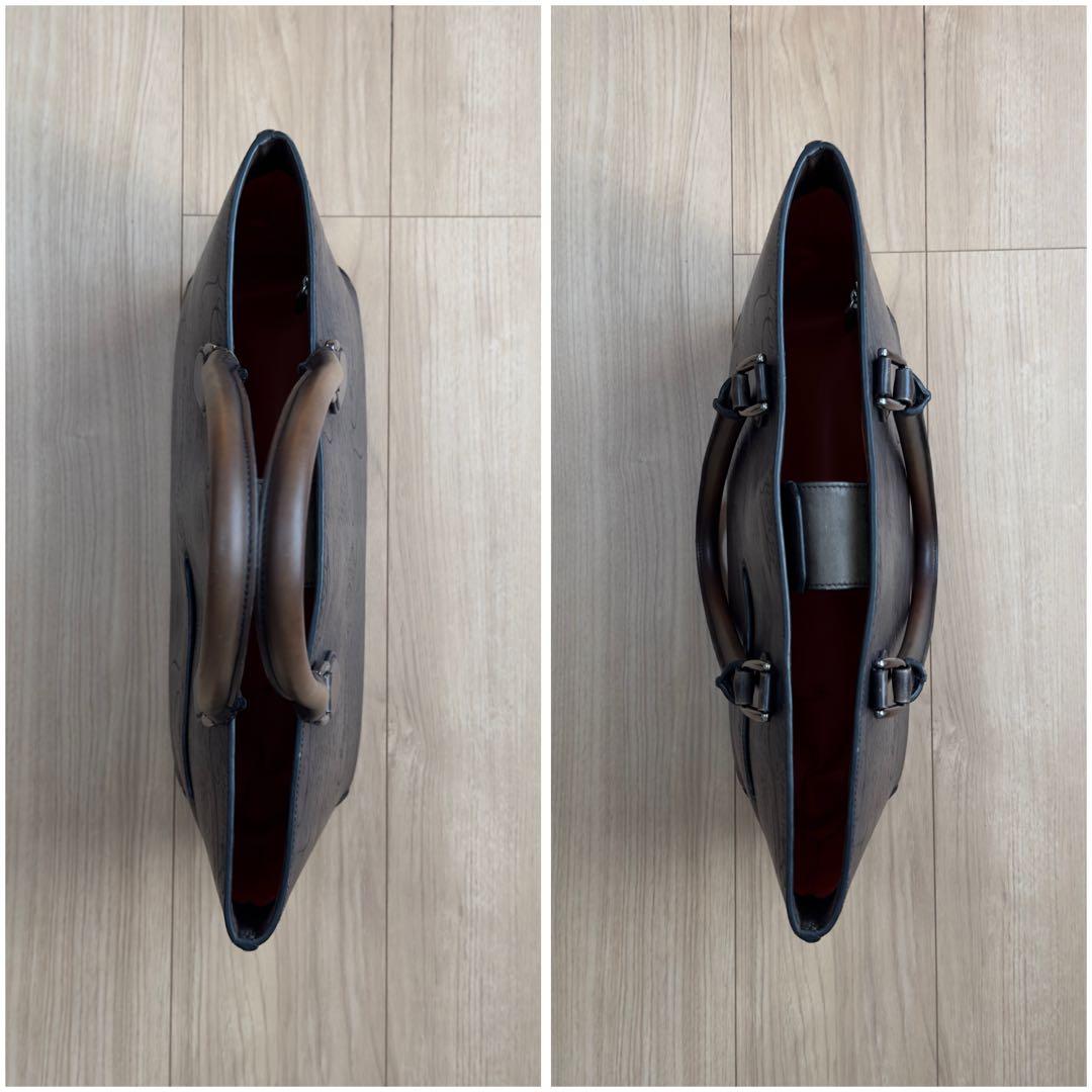 世界一つ 65万円 ベルルッティ トゥジュールミニ スクリットレザー