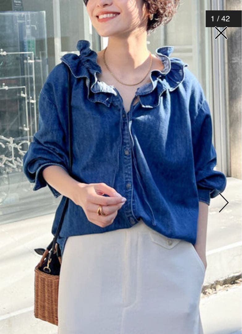 NOLLEY'S 【Rie Miller】フリルギャザーデニムブラウス Rie Miller（リエミラー）の「フリルギャザーデニムブラウス（シャツ