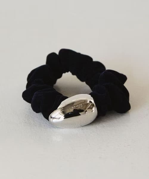 LETICIA レチシア エッグベルベットシュシュ ネイビー 一部別注】＜LETICIA＞エッグ ナイロン シュシュ