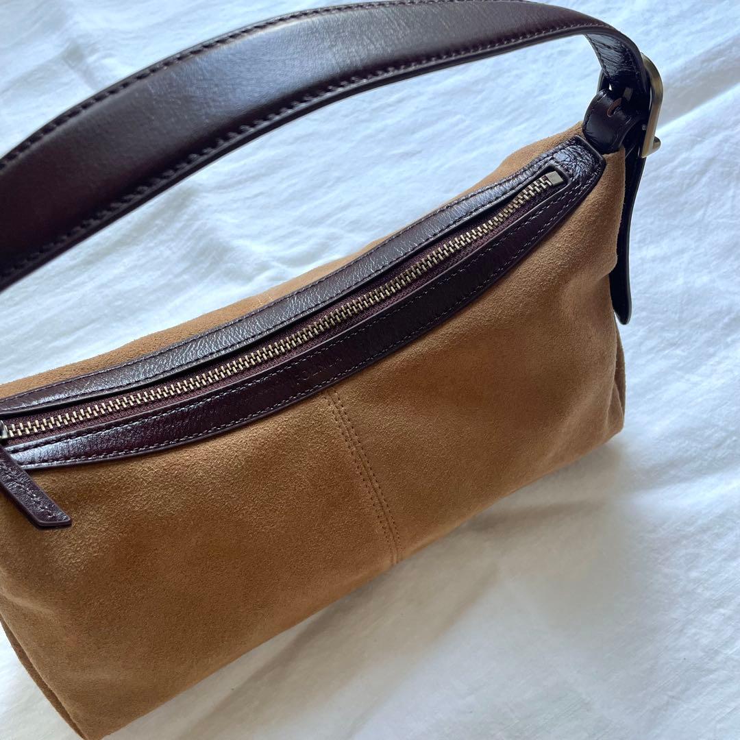 FOLNUA(フォルニュア) ミニバトーバッグ ベージュ スウェード - メルカリ