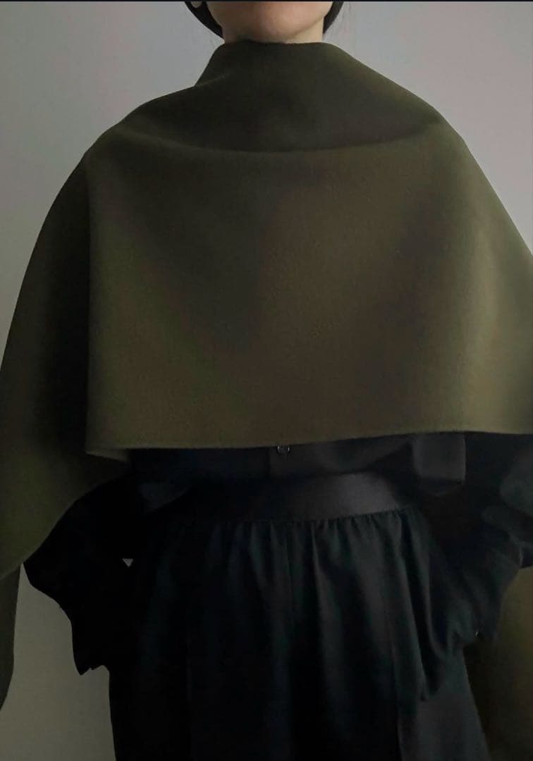 digne ディニュthrow shawl coat - khakiストール - メルカリ