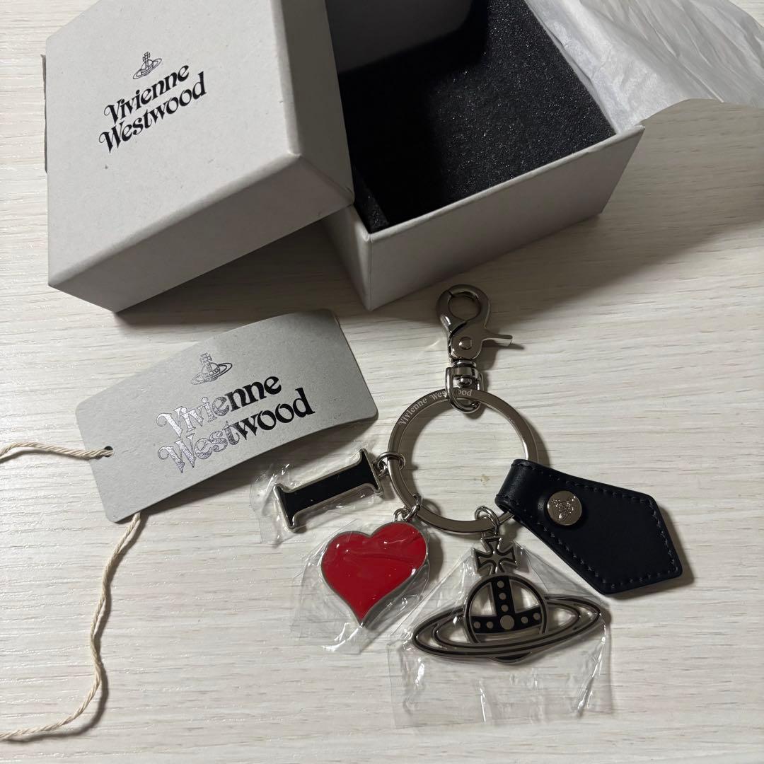 Vivienne Westwood キーホルダー - メルカリ
