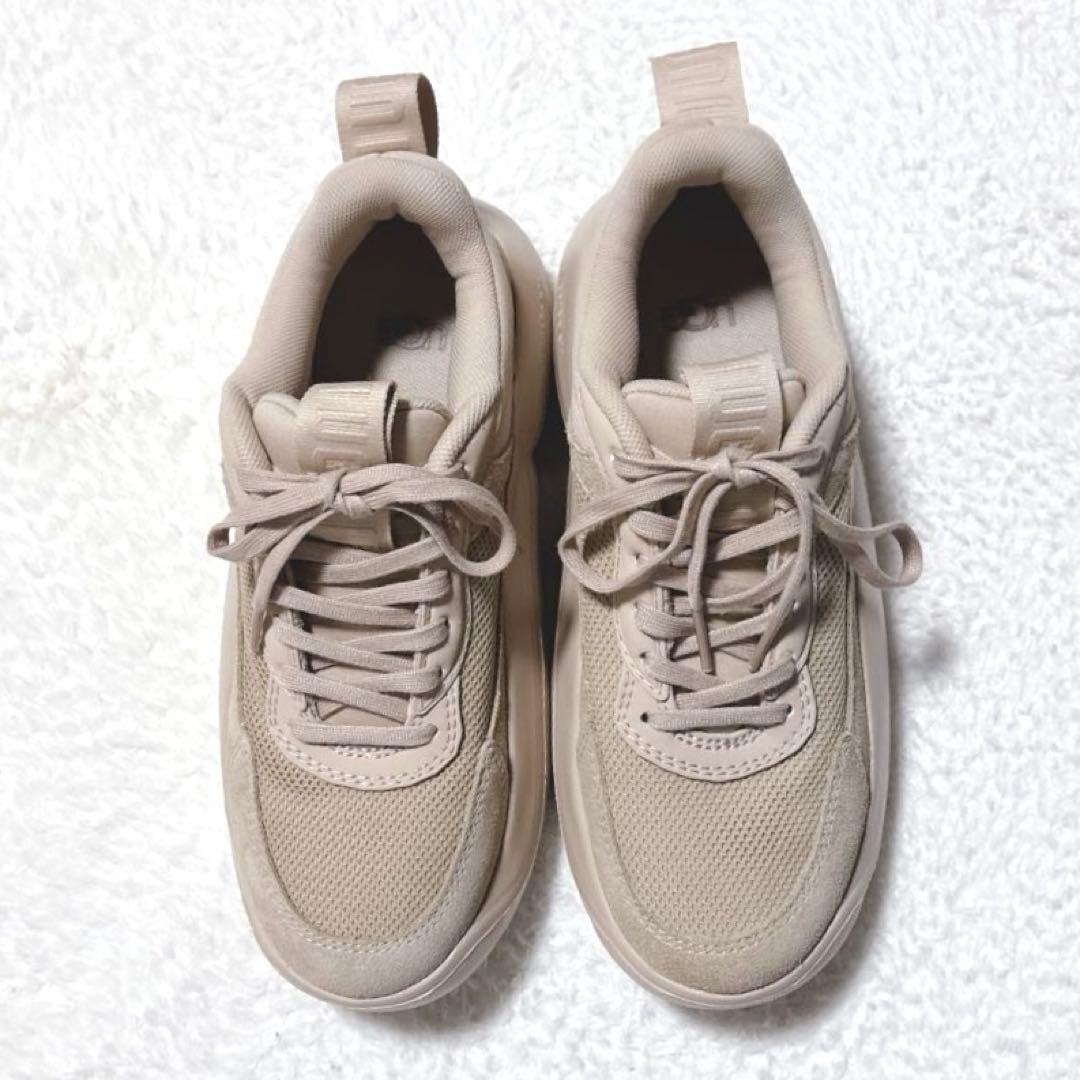 【美品】UGG アグ　クラウド トレーナー 厚底　スニーカー　23.5cm