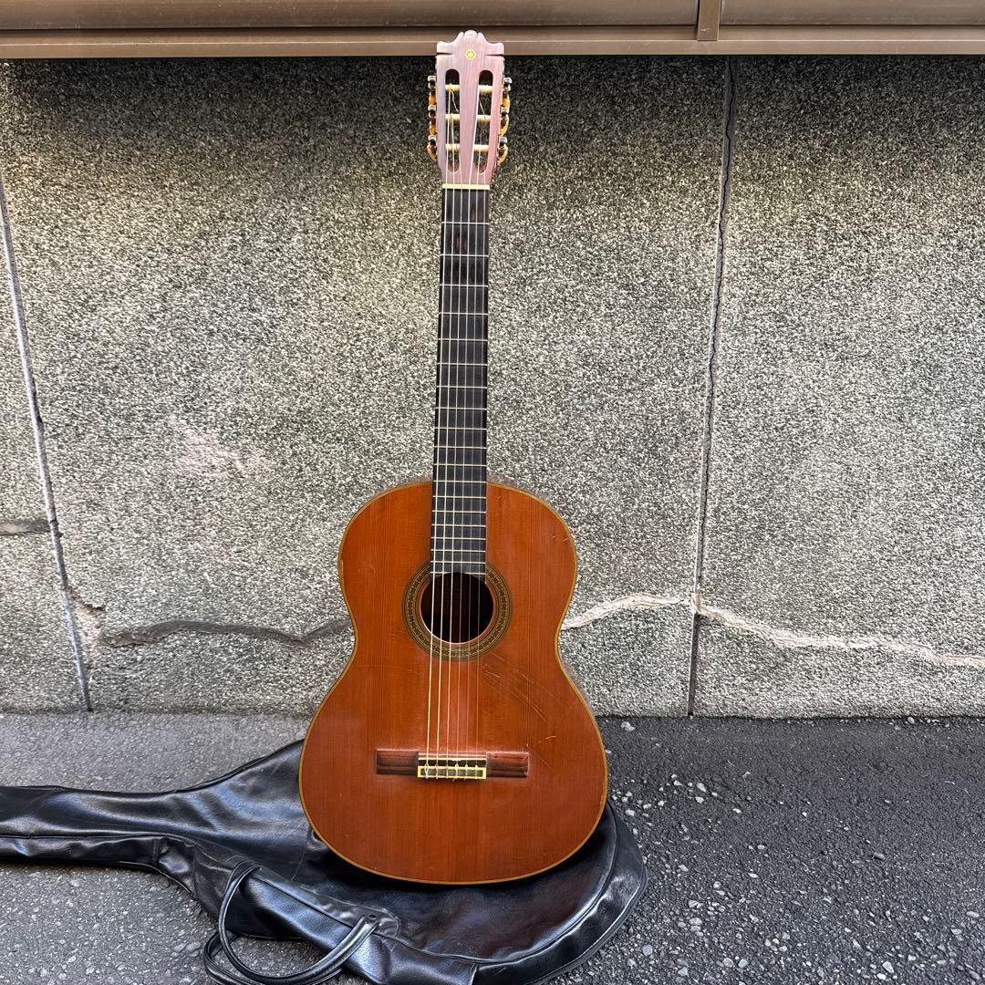YAMAHA C-300 トップ単板 クラシックギター ガットギター ヤマハ YAMAHA C-300 トップ単板 クラシックギター ガットギター ヤマハ