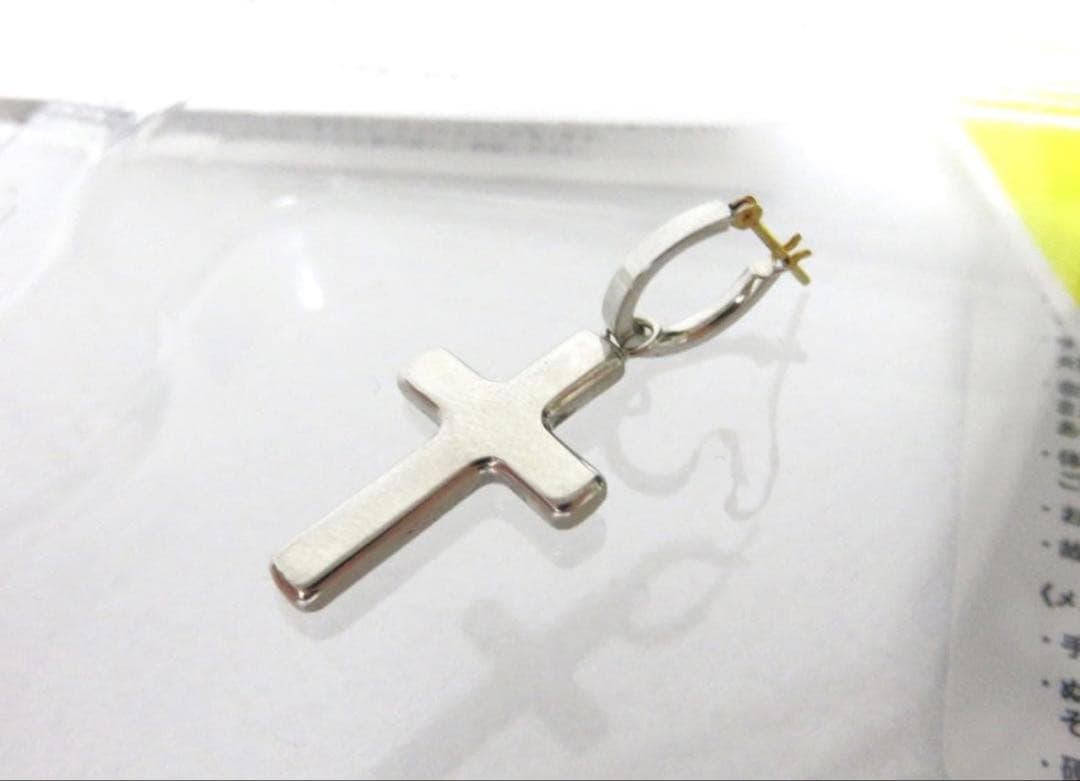 定価3.3万 新品 CAREERING CROSS シルバー 925 ピアス - メルカリ