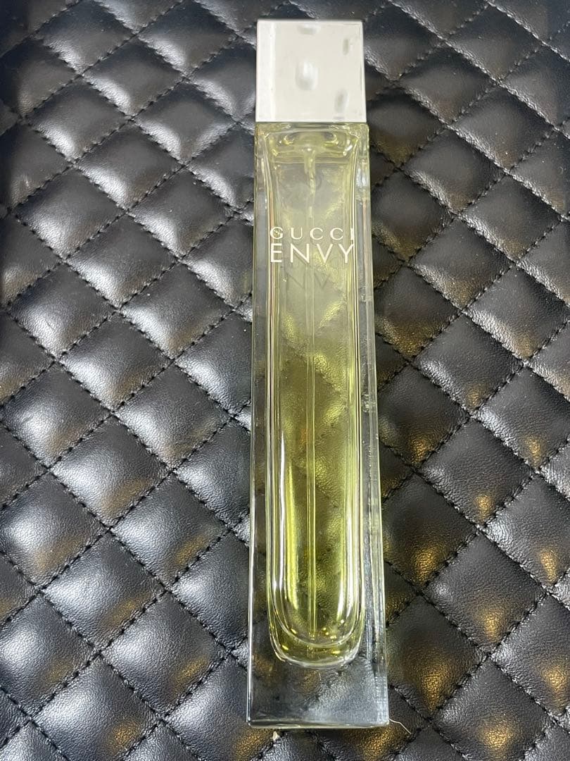 試し使いのみ】グッチ エンヴィ オードトワレ 50ml 廃盤香水 - メルカリ