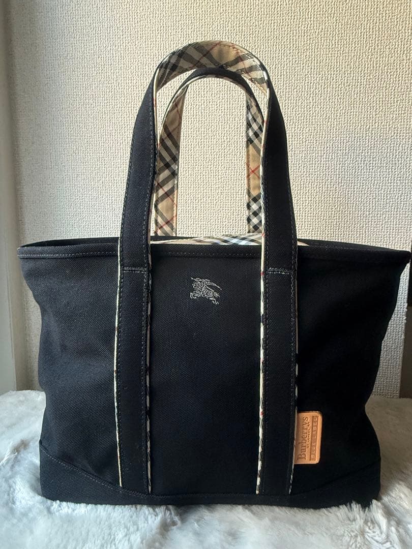 【新品】BURBERRY バーバリートートバッグ黒 ブラックキャンパス BURBERRY（バーバリー） トートバッグ キャンバス レザー グレー 黒