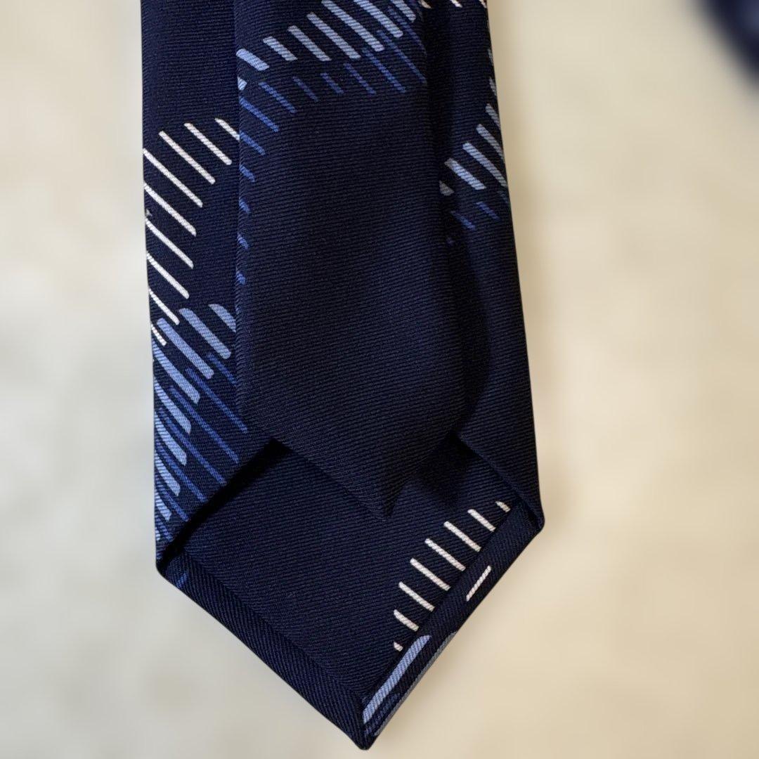 25年 新作Holiday&Brownホリデー&ブラウン ネクタイ - メルカリ